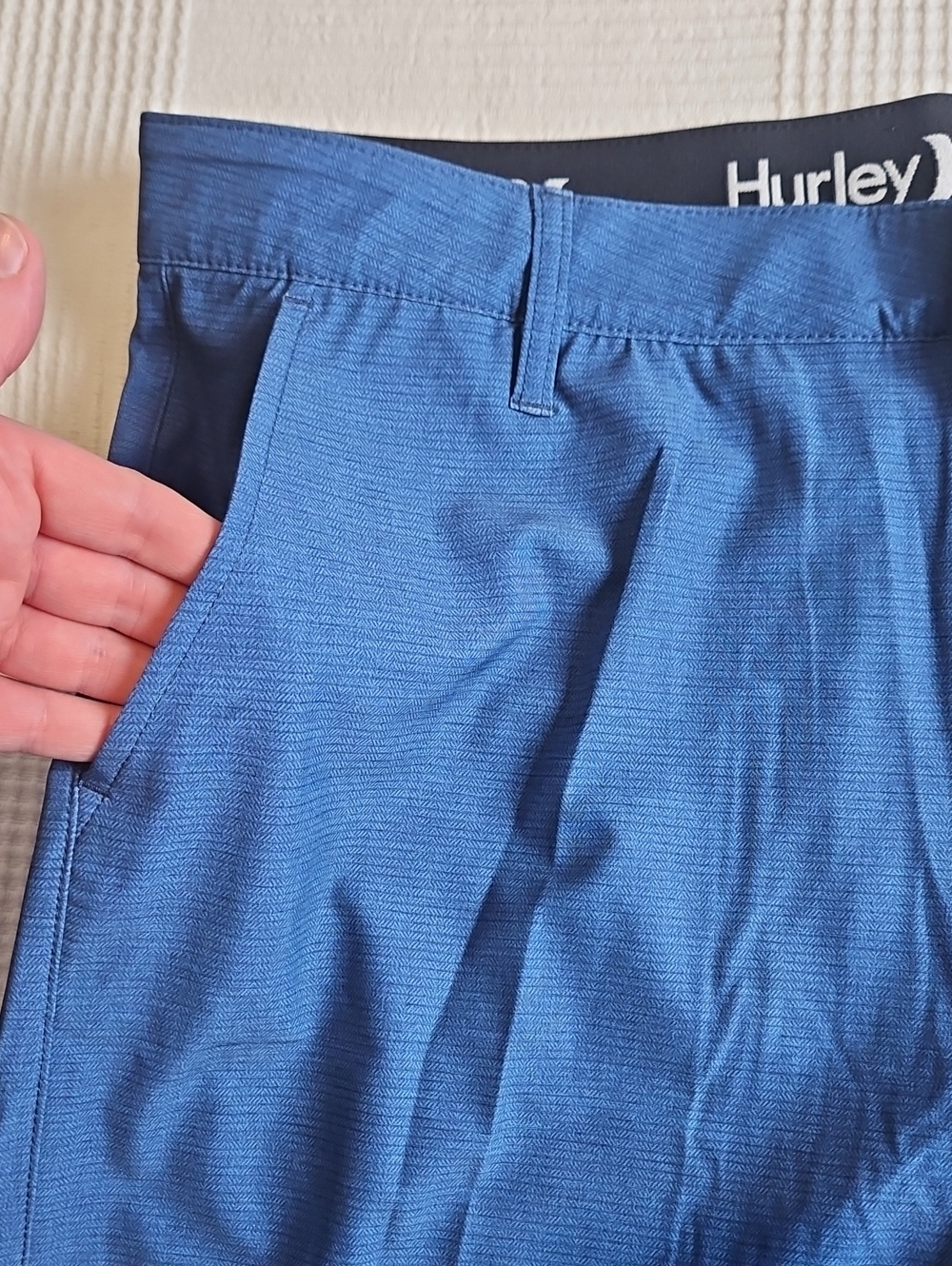 Hurley Mens Hybrid Stretch Walkshorts: Color-Sea View: Size-36 W/9.75 Inseam - Picture 12 of 16